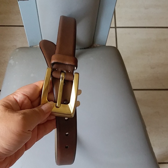 Elegant authentic DKNY leather belt Italy Medium - Picture 8 of 8